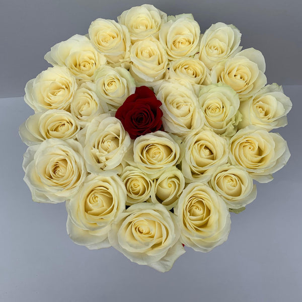 Classic Collection - Medium Box - Rose Bianche e Rossa - Scatola Bianca